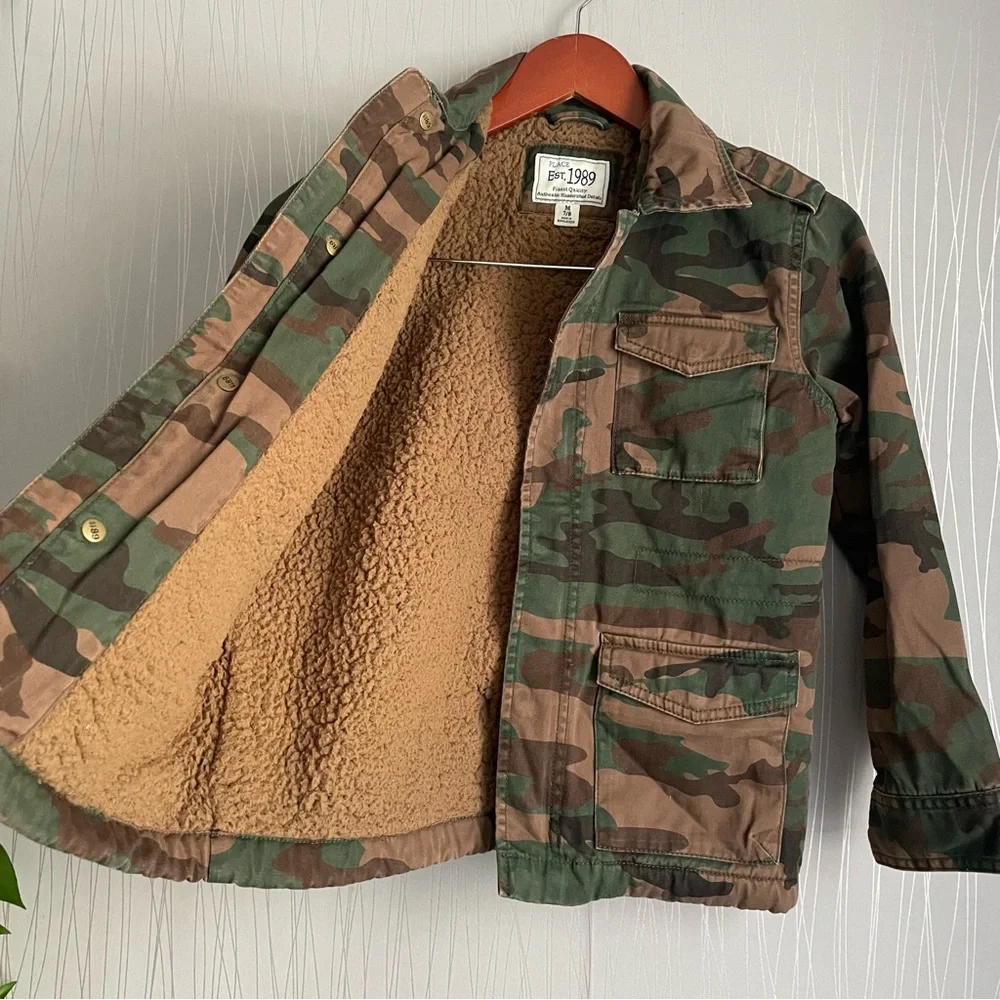 Children’s Place Boys Camo Jacket Size 7/8 Medium Fleece Lined Coat